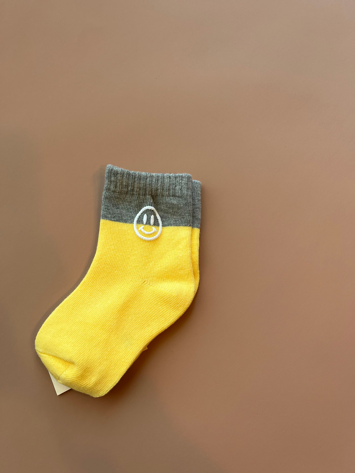 Color smile socks set